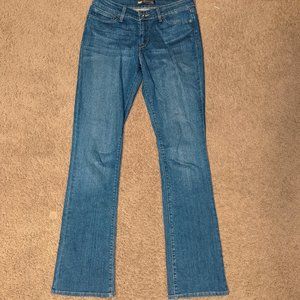 Levis Demi Curve Boot Cut